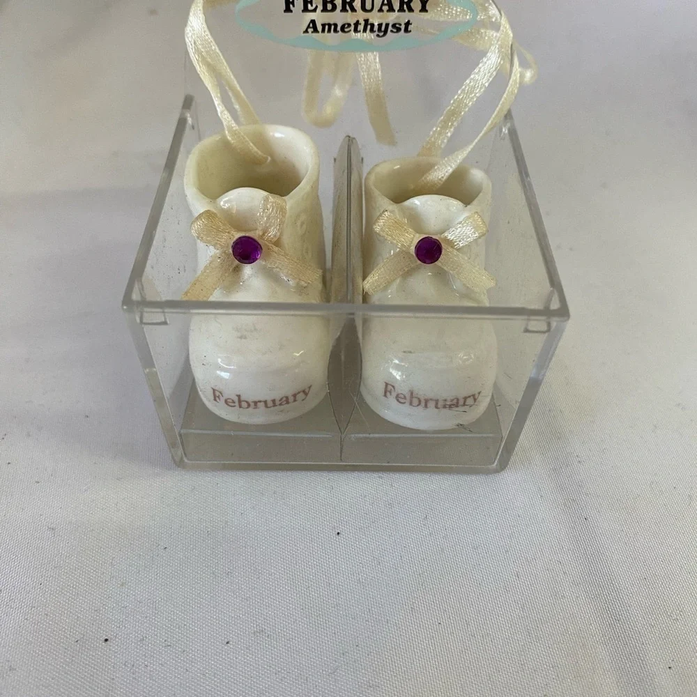 February Birthstone Baby Booties Ornament (DY)